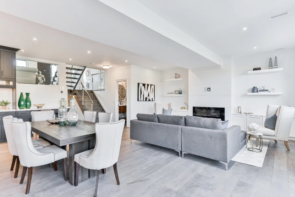 Hotel Swisston Palace Luxury Suite Interior